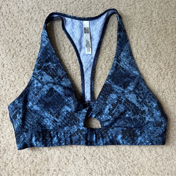 PINK Victoria's Secret Other - PINK Sports Bra